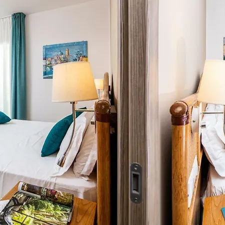 Hotel Capitol