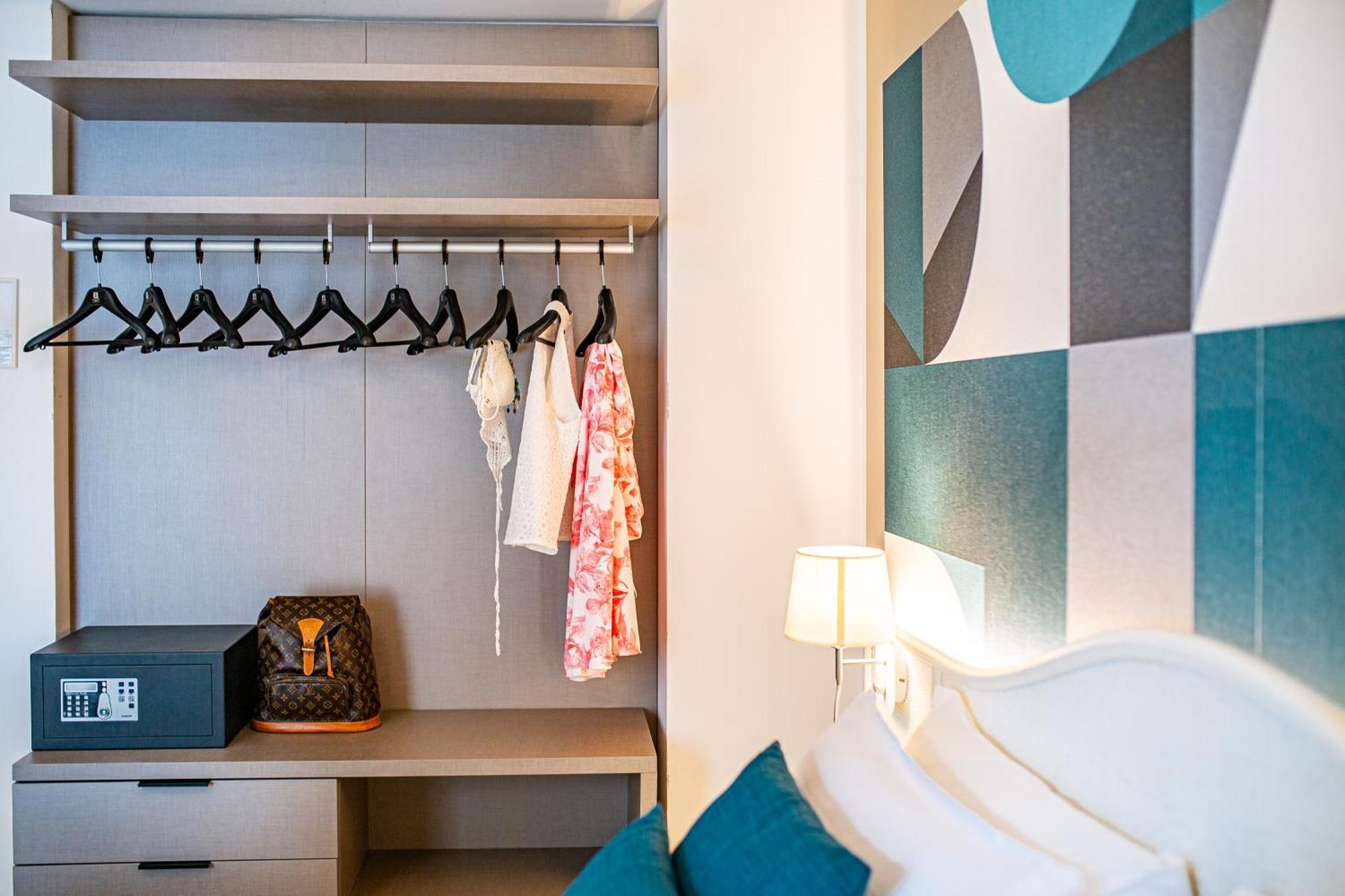 Hotel Capitol 4*
